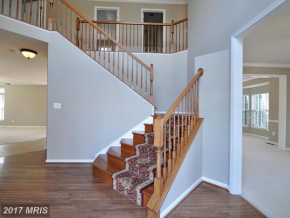 2nd image of 3503 Carlyle Ct
