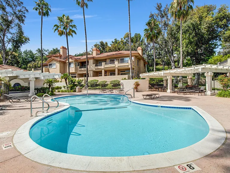 23930 Arroyo Park Dr #109 — Photo 27