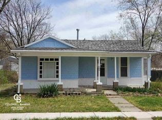 608 Kansas Ave, Alma, KS 66401