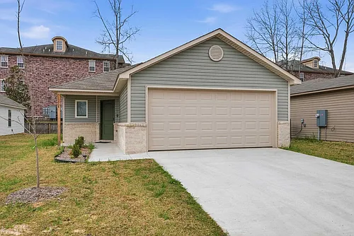 10904 Mason Dr Photo 1