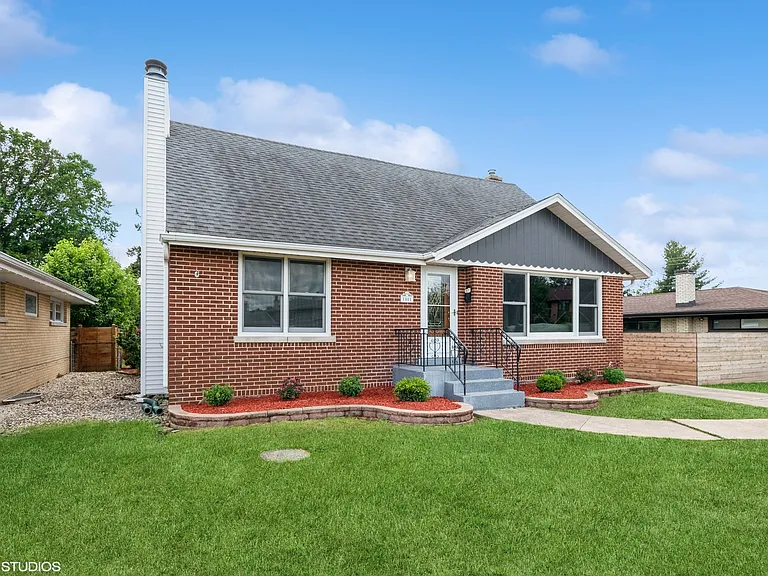 1001 Oakton St — Photo 31