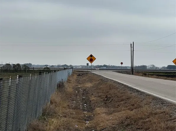 Roesler Rd, Needville, TX 77461