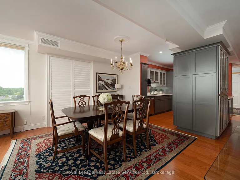 100 Lakeshore Rd E #1105 — Photo 9