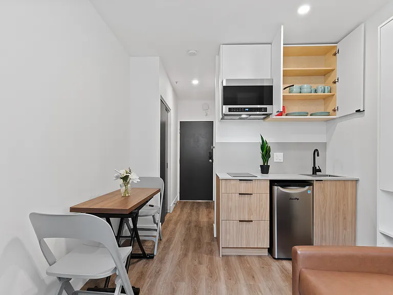 455 Abbott St — Photo 20
