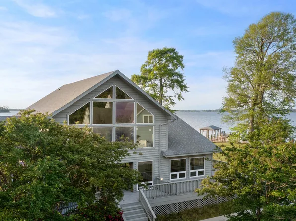 268 Blue Heron Boulevard, Hertford, NC 27944