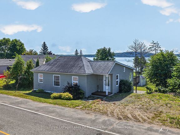 3rd image of 117 Main St
