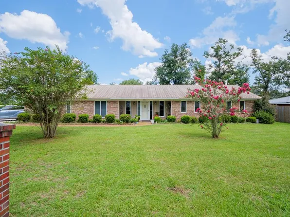 5202 Golf Dr, Lake Park, GA 31636
