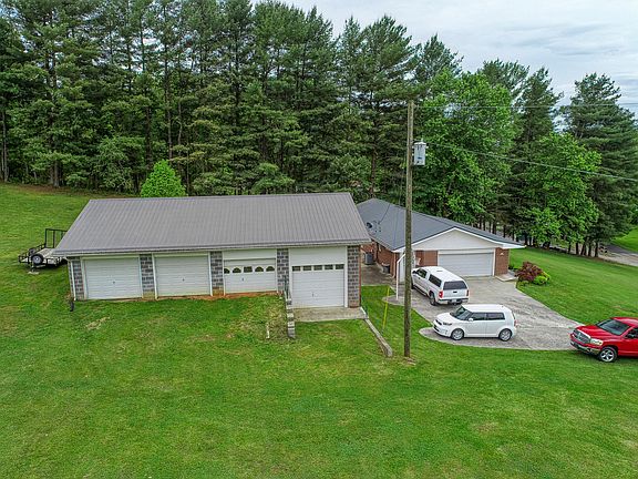 5th image of 213 Surgoinsville Creek Rd