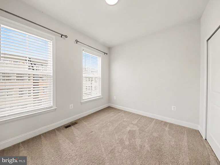 1900 Greenbriar Hall Rd — Photo 18