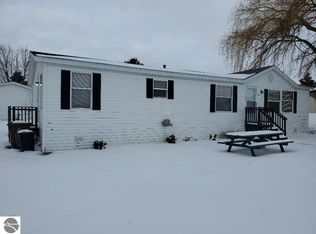 7359 Kings Ct, Alma, MI 48801