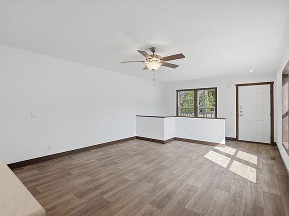 4th image of 251 Panther Dr