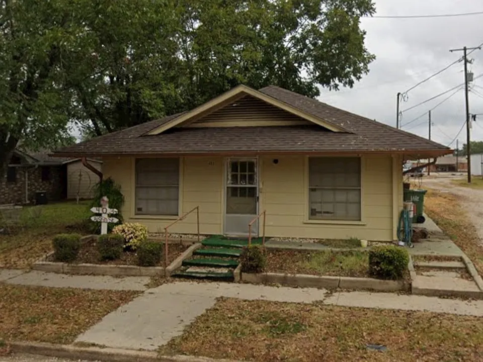 403 Austin St #1