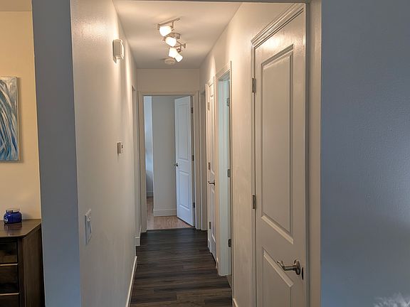 5th image of 803 Forest Ct #809