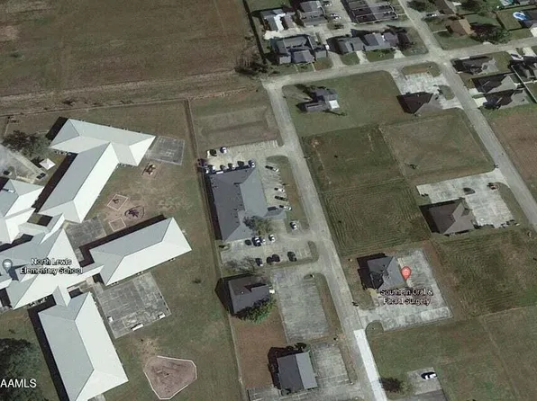600 Rue De Brille, New Iberia, LA 70563