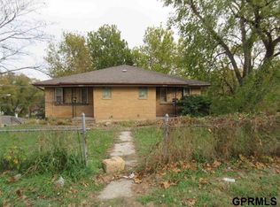 6351 N 37th St, Omaha, NE 68111