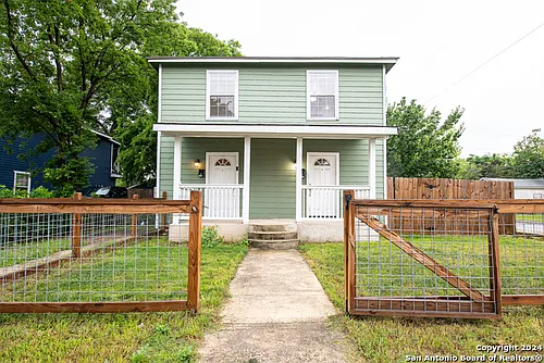 1338 W Ridgewood Ct Photo 1