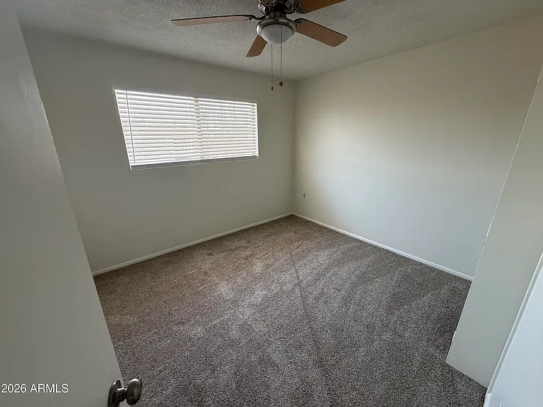 434 N Hunt Dr — Photo 13