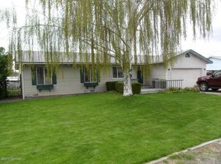 160 McAllister Dr, Yakima, WA