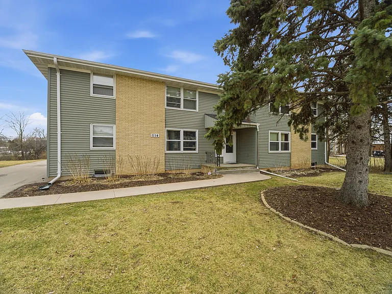1114 Melrose Ct #3 — Photo 8
