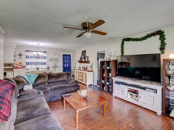 5th image of 330 Welchwood Dr