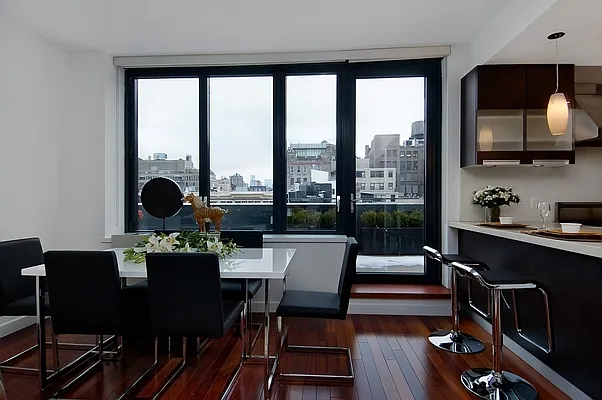 Sold by Corcoran | media 21