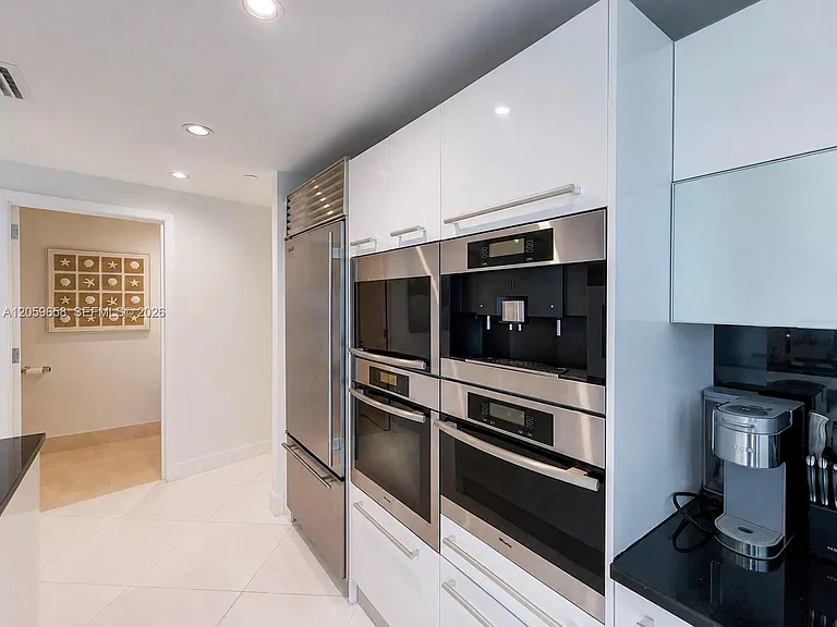 17121 Collins Ave #2108 — Photo 28