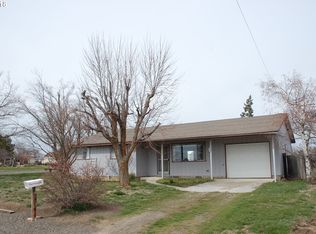 723 W Fall St, Condon, OR 97823