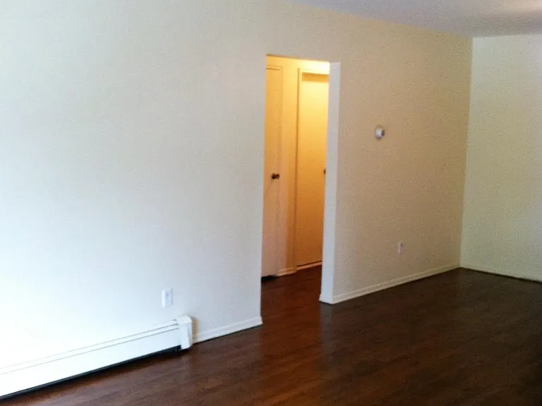 Grove Street Apartments — Photo 2