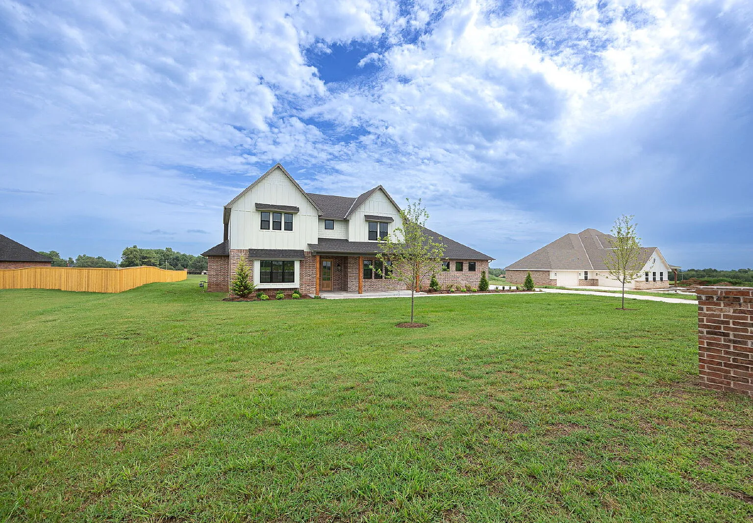 4 bed, 3.5 bath, 3250 sqft, $4,800 — Photo 3