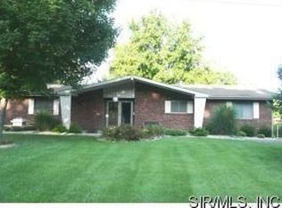26 Biltmore Ter, Belleville, IL 62226