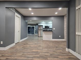 114 W Berry Ave, Lansing, MI 48910