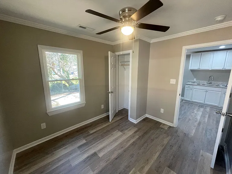 303 Freeman St SE — Photo 14