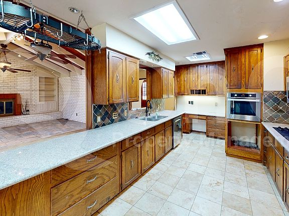 5th image of 3309 Hollow Creek Rd