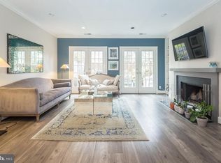 3207 Sutton Pl NW, Washington, DC 20016