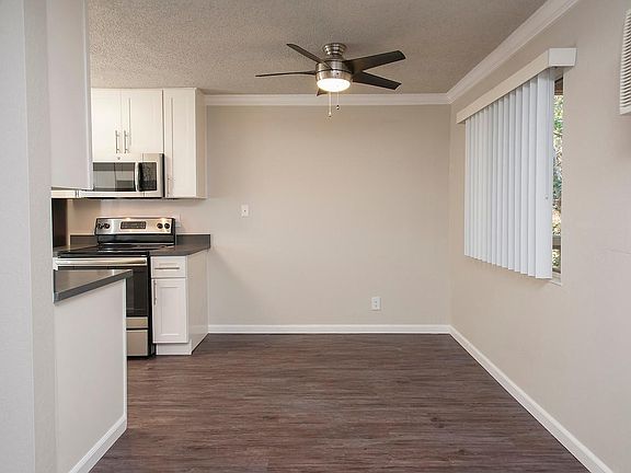 3rd image of 601 J St #307