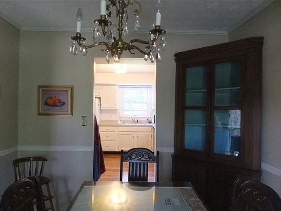 4th image of 3808 Hapgood Ln