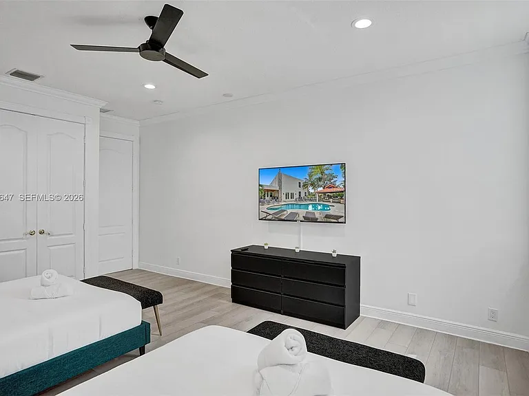 1430 NW 114th Ave — Photo 70