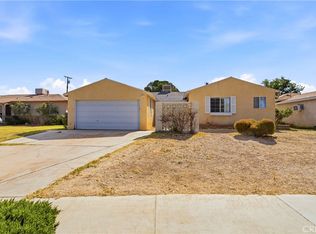 1406 W Kettering St, Lancaster, CA 93534