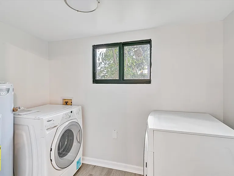 1540 Alhambra Dr #A — Photo 12
