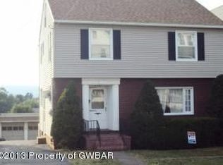 295 Ridge St, Hanover Township, PA 18706