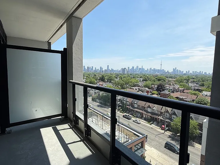 858 Dupont St #839 — Photo 19