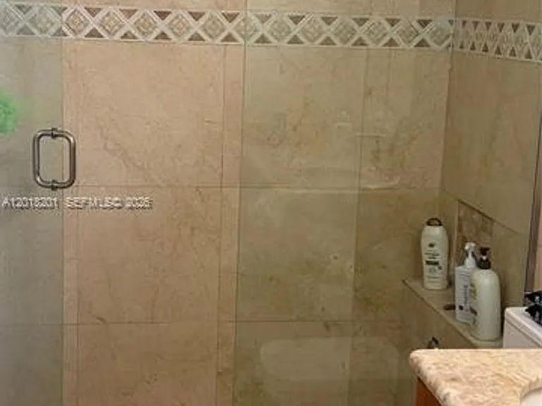 5750 Collins Ave #9K — Photo 5