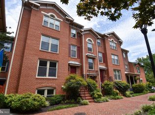 548 N West St, Alexandria, VA 22314