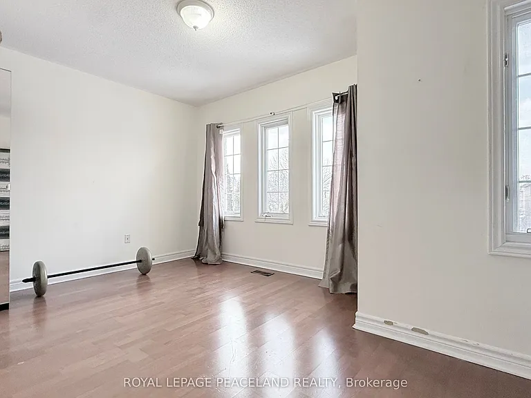 110 Annina Cres — Photo 20