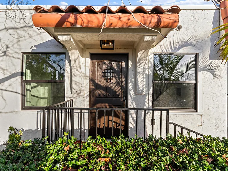 3565 Texas St — Photo 10