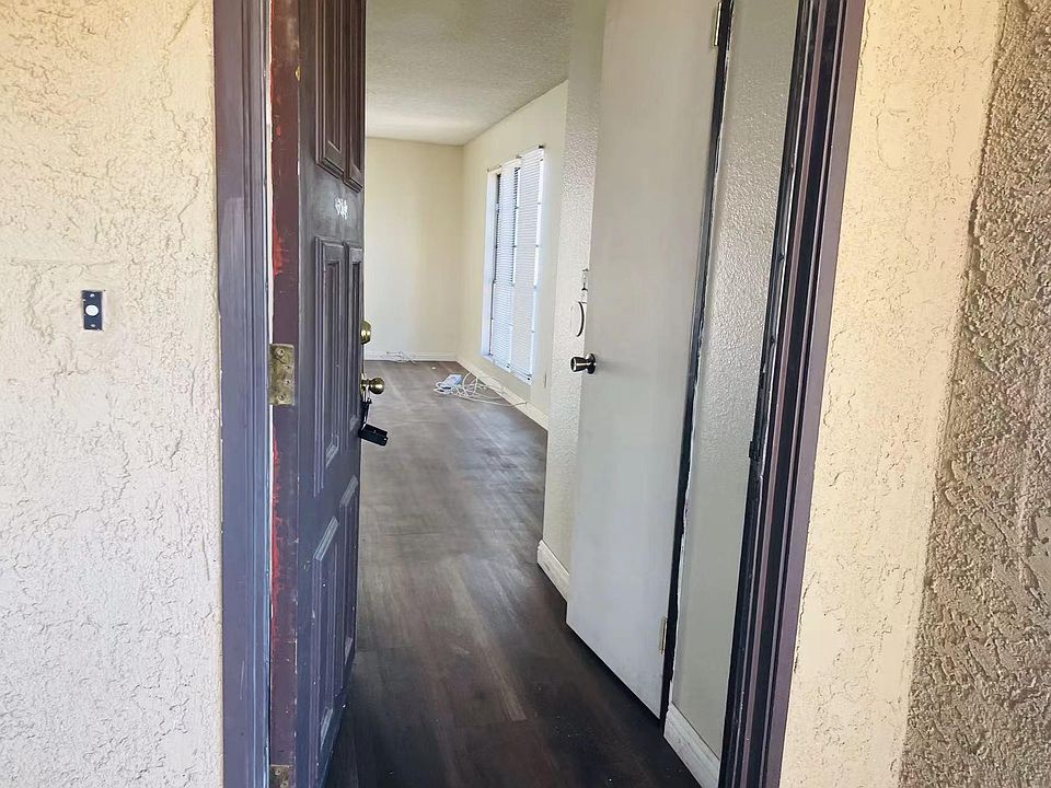 1st image of 771 Palo Verde Cir APT 4