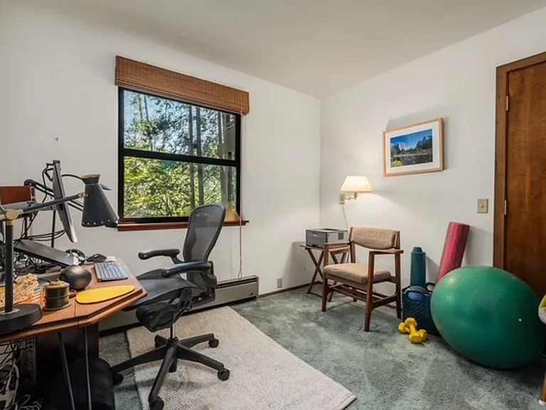 14501 Harter Pl — Photo 12