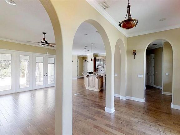 5th image of 6418 Shoreline Ct