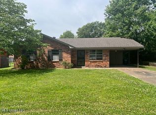 5951 Adams Cir, Horn Lake, MS 38637