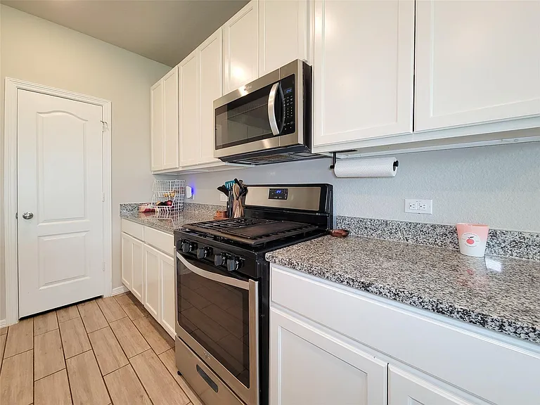 24811 Crimson Pine Dr — Photo 24